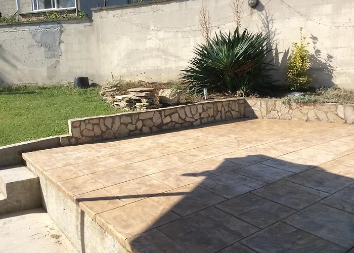 Tunley Луксозна вила *